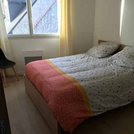 Appartement Numero 4 Ou Numero 8 Savigne-l'Eveque Exterior photo
